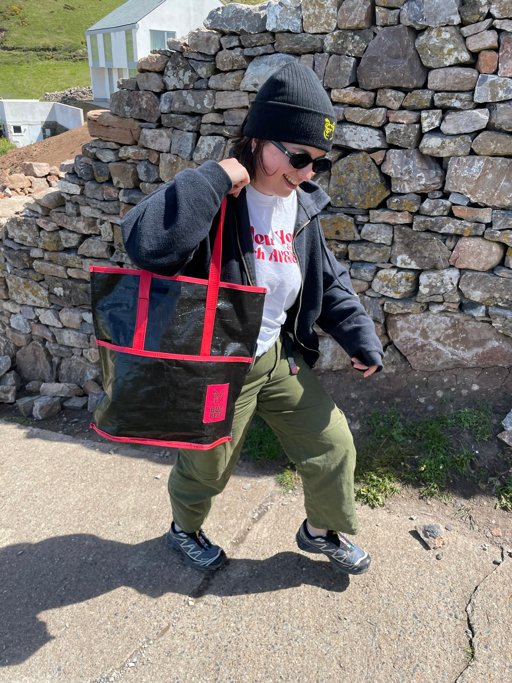 RED TOTE