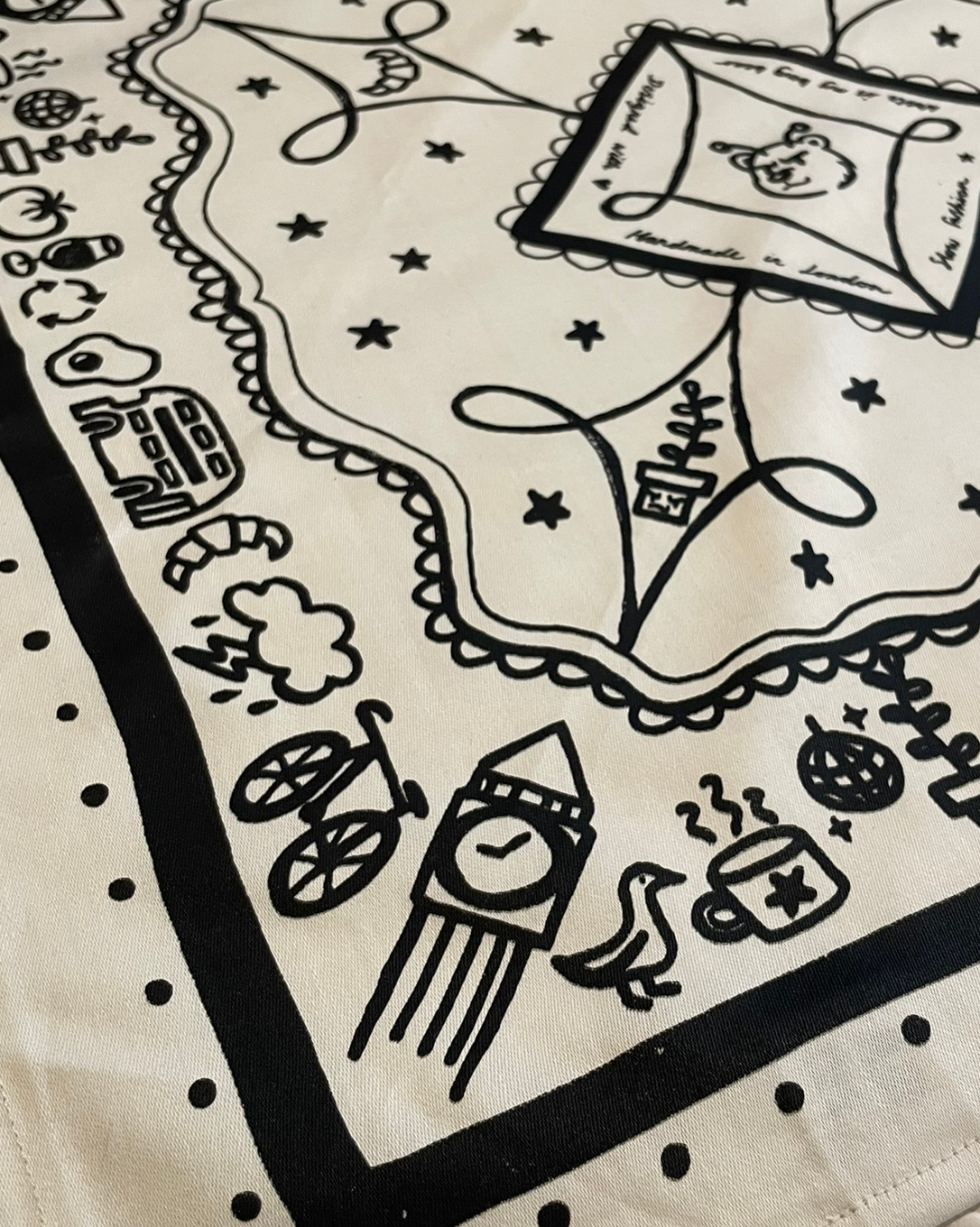 White & Black London Bandana